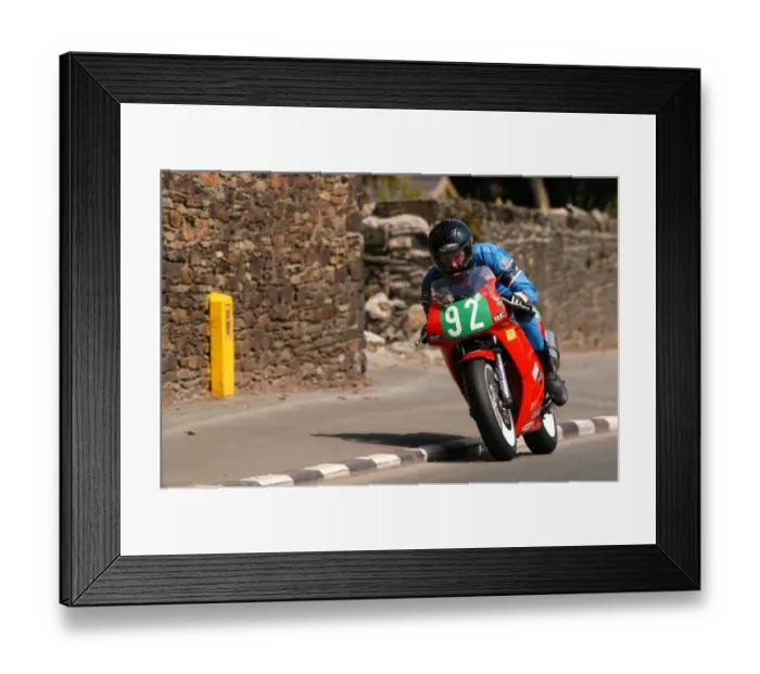 Framed Print : Bob Simmons (Honda) 2004 Lightweight 400 TT Framed Print : Bob Simmons (Honda) 2004 Lightweight 400 TT