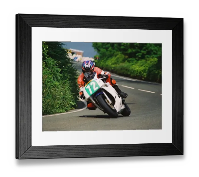 Framed Print : Tony Moss (Honda) 2004 Lightweight 400 TT Framed Print : Tony Moss (Honda) 2004 Lightweight 400 TT