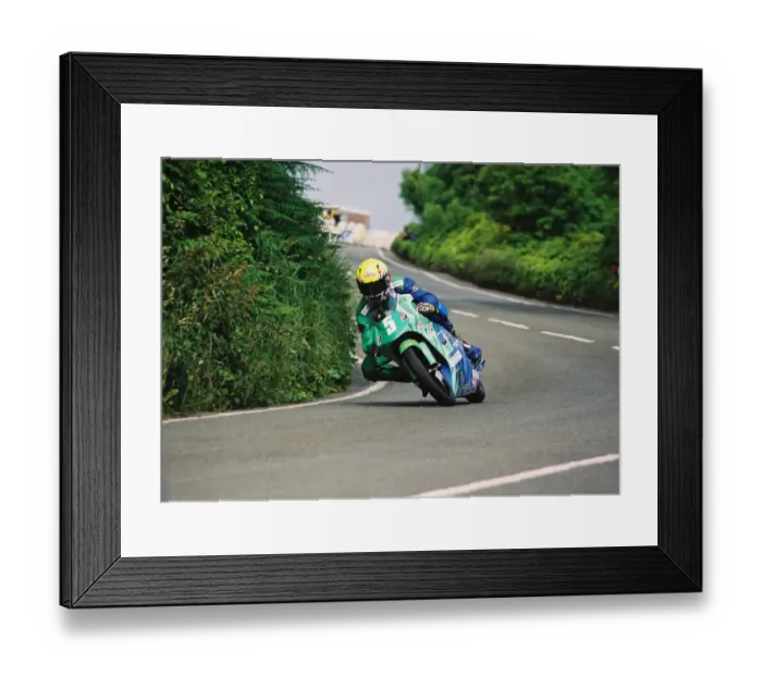 Framed Print : Ian Lougher (Mannin Honda) 2004 Ultra Lightweight TT Framed Print : Ian Lougher (Mannin Honda) 2004 Ultra Lightweight TT