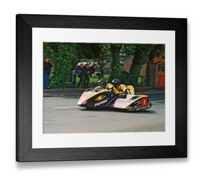 Framed Print : Dave Molyneux & Dan Sayle (DMR Honda) 2004 Sidecar TT Framed Print : Dave Molyneux & Dan Sayle (DMR Honda) 2004 Sidecar TT
