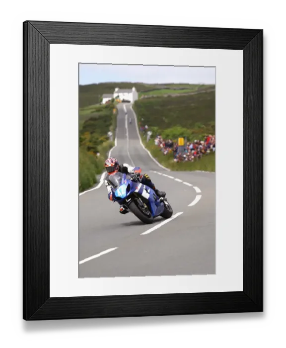Framed Print : Dave Clack (Yamaha) 2004 Junior TT Framed Print : Dave Clack (Yamaha) 2004 Junior TT