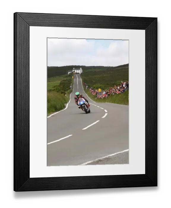 Framed Print : Richard Britton (Honda) 2004 Junior TT Framed Print : Richard Britton (Honda) 2004 Junior TT