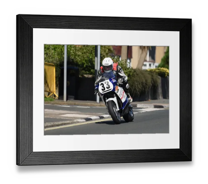 Framed Print : Dennis Booth (Suzuki) 2016 Superbike Classic TT Framed Print : Dennis Booth (Suzuki) 2016 Superbike Classic TT