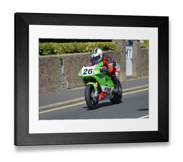 Framed Print : William Dunlop (Kawasaki) 2016 Superbike Classic TT Framed Print : William Dunlop (Kawasaki) 2016 Superbike Classic TT