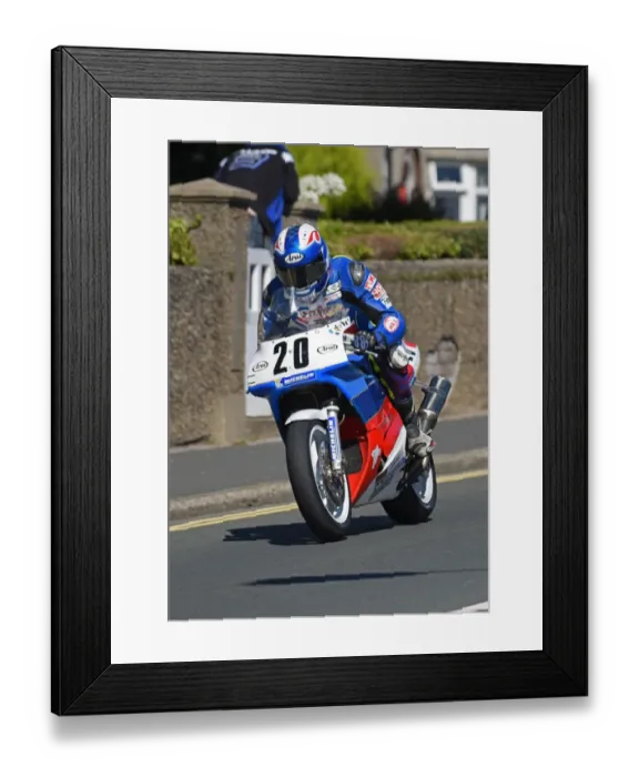 Framed Print : Nick Jefferies (Honda) 2016 Superbike Classic TT