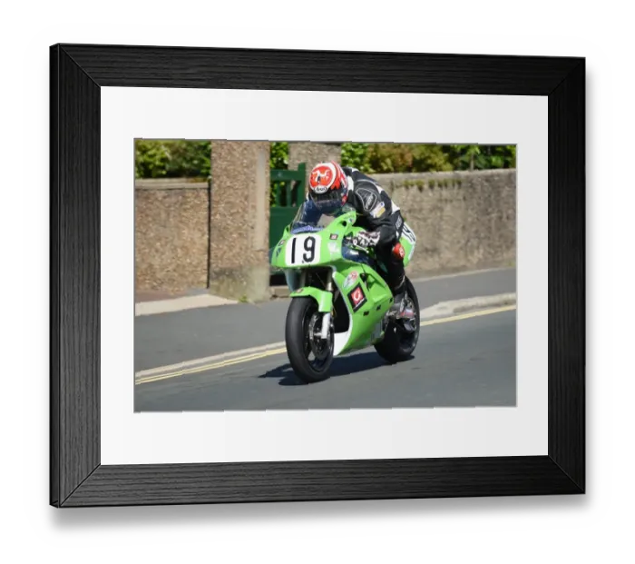 Framed Print : John Barton (Kawasaki) 2016 Superbike Classic TT Framed Print : John Barton (Kawasaki) 2016 Superbike Classic TT