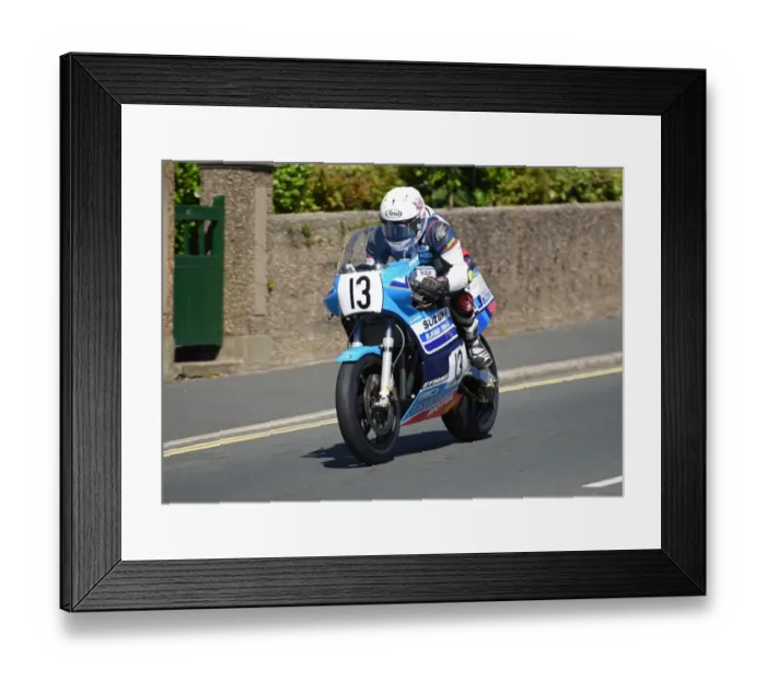 Framed Print : Lee Johnston (Suzuki) 2016 Superbike Classic TT Framed Print : Lee Johnston (Suzuki) 2016 Superbike Classic TT