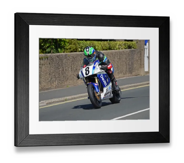 Framed Print : Ivan Lintin (Kawasaki) 2016 Superbike Classic TT Framed Print : Ivan Lintin (Kawasaki) 2016 Superbike Classic TT