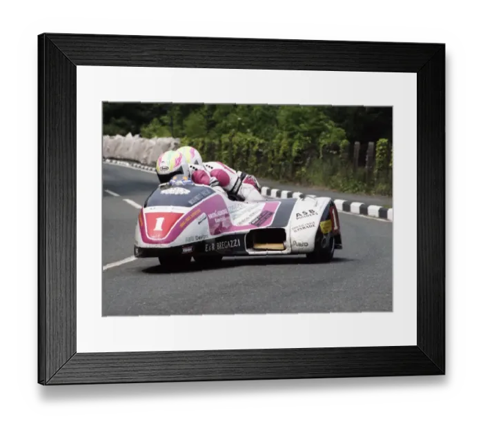 Framed Print : Dave Molyneux & Karl Ellison (Kawasaki) 1992 Sidecar TT Framed Print : Dave Molyneux & Karl Ellison (Kawasaki) 1992 Sidecar TT
