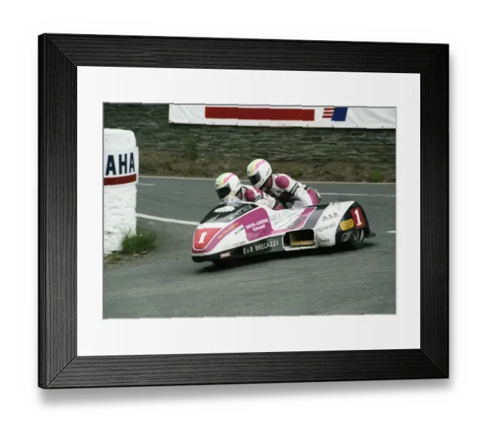 Framed Print : Dave Molyneux & Karl Ellison (Kawasaki) 1992 Sidecar TT Framed Print : Dave Molyneux & Karl Ellison (Kawasaki) 1992 Sidecar TT