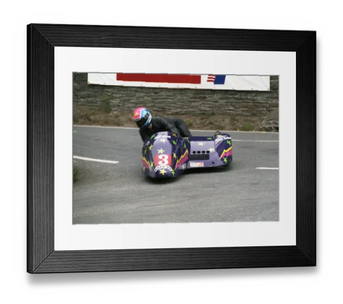 Framed Print : Neil Smith & Terrie Salone (Shelbourne) 1992 Sidecar TT