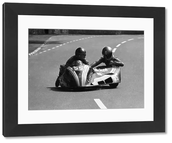 Joe Heys & Raymond Burns (Yamaha) 1986 Sidecar TT