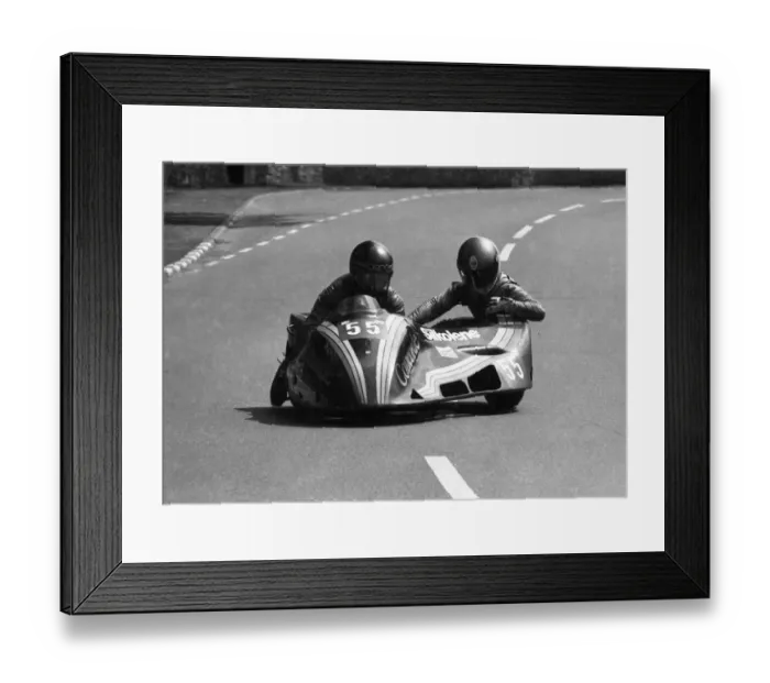 Framed Print : Joe Heys & Raymond Burns (Yamaha) 1986 Sidecar TT Framed Print : Joe Heys & Raymond Burns (Yamaha) 1986 Sidecar TT