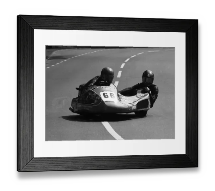 Framed Print : Mike Barry & Martin Rodgers (Suzuki) 1986 Sidecar TT Framed Print : Mike Barry & Martin Rodgers (Suzuki) 1986 Sidecar TT