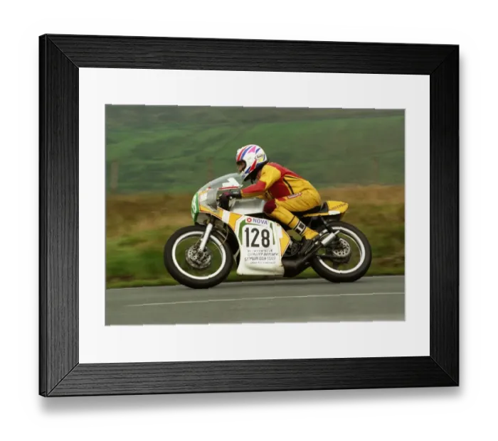 Framed Print : George Paterson (Suzuki) 1996 Lightweight Classic Manx Grand Prix Framed Print : George Paterson (Suzuki) 1996 Lightweight Classic Manx Grand Prix