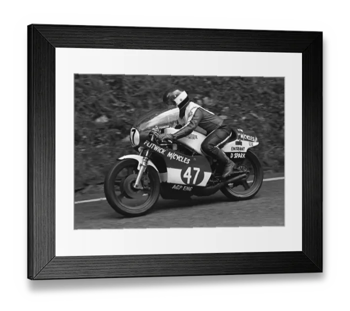 Framed Print : Alan Pearson (Harris Yamaha) 1979 Junior Newcomers Manx Grand Prix Framed Print : Alan Pearson (Harris Yamaha) 1979 Junior Newcomers Manx Grand Prix