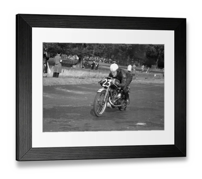 Framed Print : Ross Porter (125 Royal Enfield) 1953 Oulton Park Framed Print : Ross Porter (125 Royal Enfield) 1953 Oulton Park
