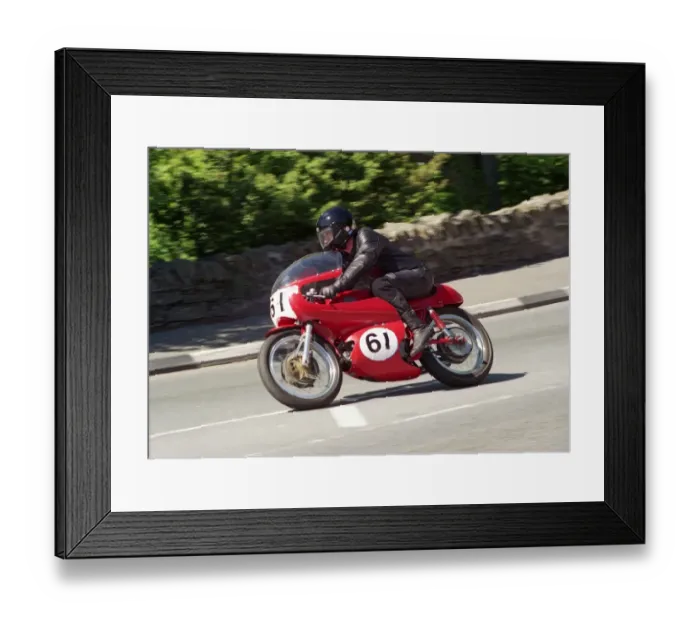 Framed Print : Roger Skipp (Aermacchi) 2002 Classic Parade Framed Print : Roger Skipp (Aermacchi) 2002 Classic Parade