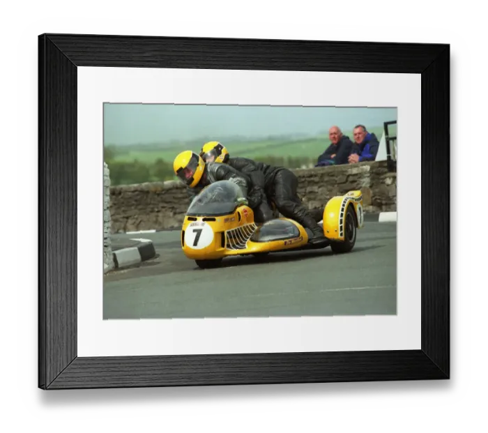 Framed Print : Raymond Reeves & Barry Pepperrell (Weslake) 2002 Pre TT Classic Framed Print : Raymond Reeves & Barry Pepperrell (Weslake) 2002 Pre TT Classic