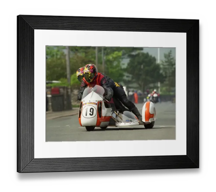 Framed Print : Ian Salter & Deborah Salter (Norton) 2002 Pre TT Classic Framed Print : Ian Salter & Deborah Salter (Norton) 2002 Pre TT Classic