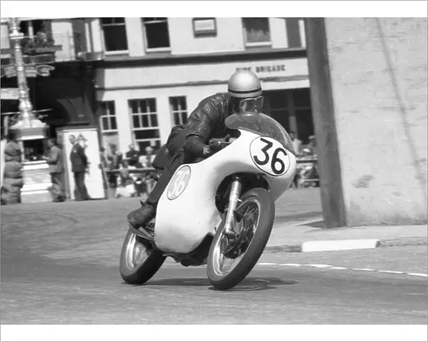 Brian Setchell (Norton) 1960 Junior TT