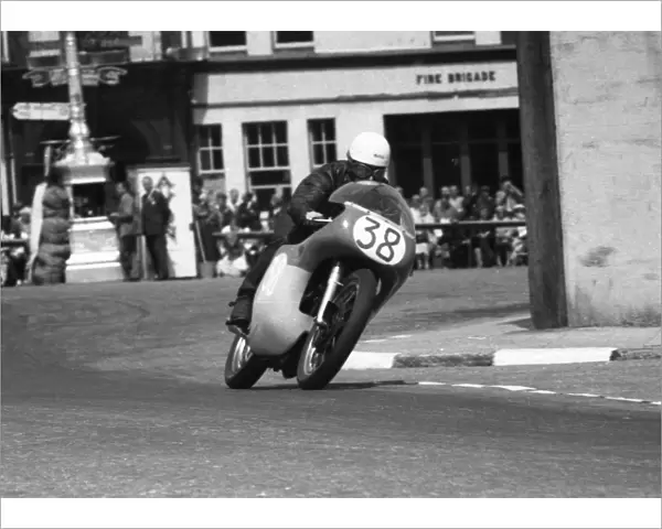 Roy Ingram (Norton) 1960 Junior TT