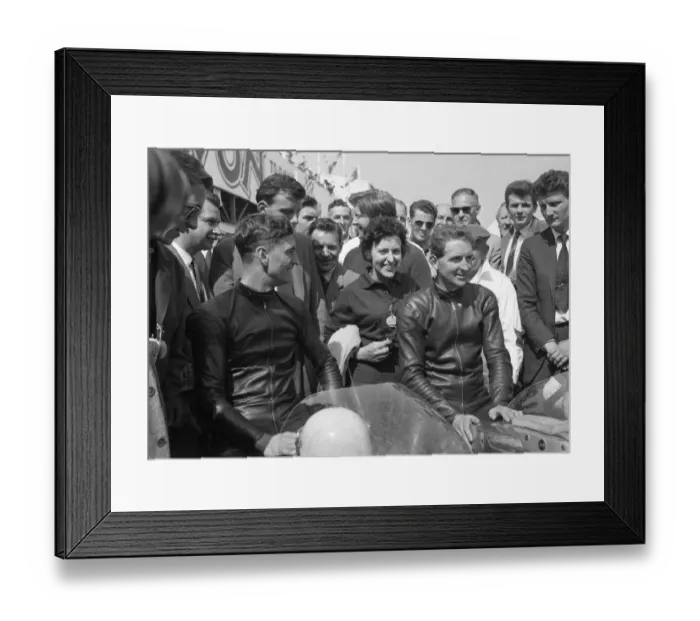 Framed Print : Jim Redman and Derek Minter (Honda) 1962 Lightweight TT