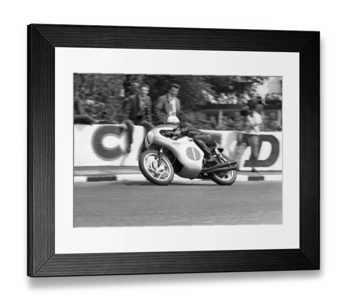 Framed Print : Derek Minter (Honda) 1962 Lightweight TT Framed Print : Derek Minter (Honda) 1962 Lightweight TT