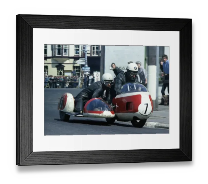 Framed Print : Arsenius Butscher & Aga Neumann (BMW) 1967 Sidecar TT Framed Print : Arsenius Butscher & Aga Neumann (BMW) 1967 Sidecar TT