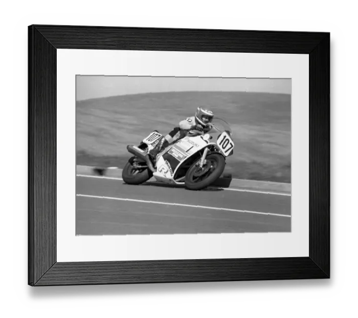 Framed Print : Glenn Williams (Suzuki) 1985 Formula One TT Framed Print : Glenn Williams (Suzuki) 1985 Formula One TT