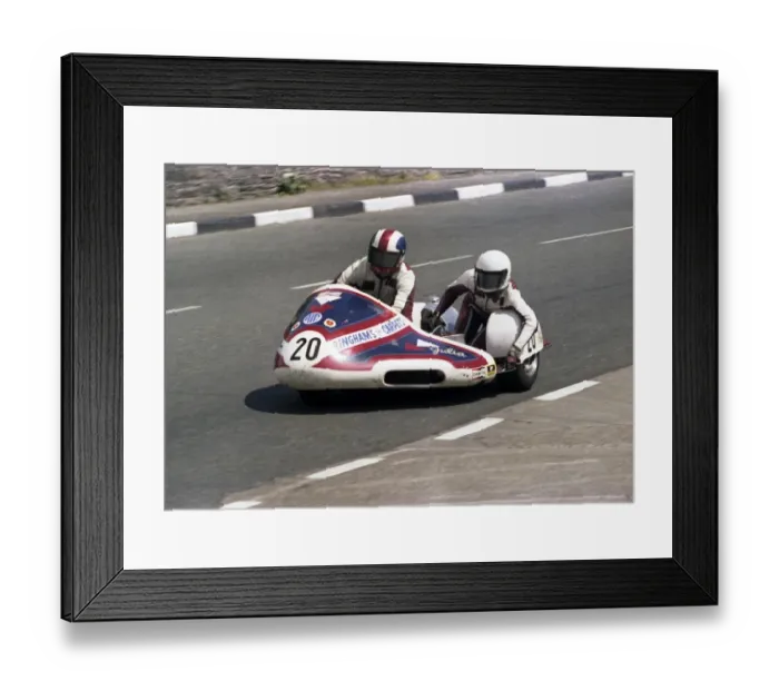Framed Print : Dennis Bingham & Julia Bingham (Yamaha) 1979 Sidecar TT Framed Print : Dennis Bingham & Julia Bingham (Yamaha) 1979 Sidecar TT