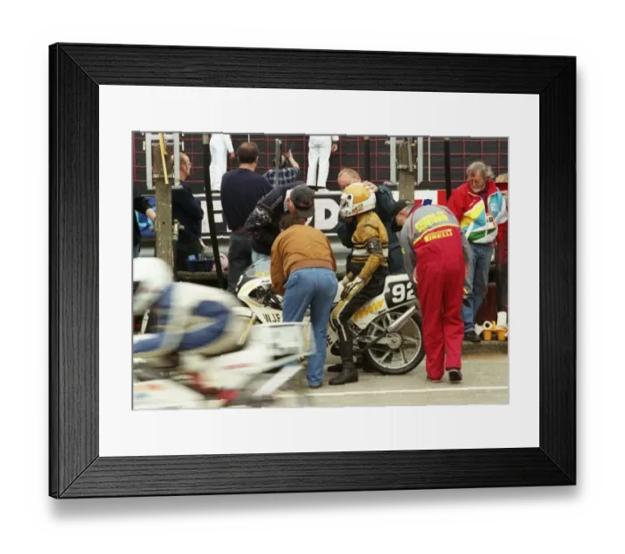 Framed Print : Bertie Bradford (Honda) 1995 Ultra Lightweight TT Framed Print : Bertie Bradford (Honda) 1995 Ultra Lightweight TT
