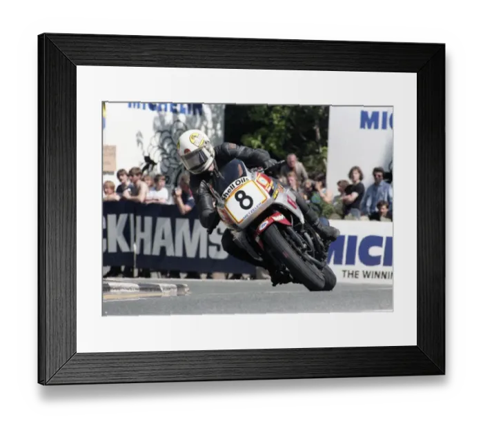 Framed Print : Rob Vine (Yamaha) 1985 Formula One TT
