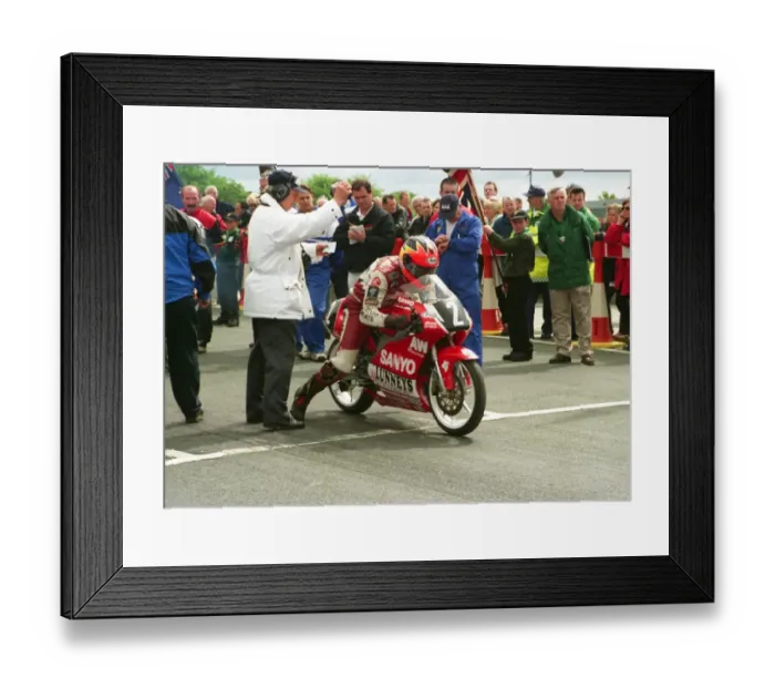 Framed Print : Denis McCullough (Honda) 1999 Ultra Lightweight TT Framed Print : Denis McCullough (Honda) 1999 Ultra Lightweight TT