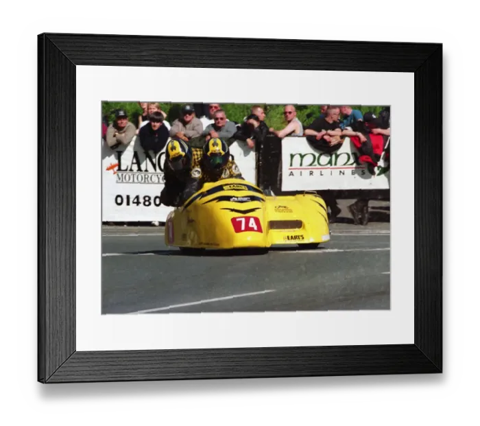 Framed Print : David Alcock & Dave Gledhill (Shelbourne) 1999 Sidecar TT Framed Print : David Alcock & Dave Gledhill (Shelbourne) 1999 Sidecar TT