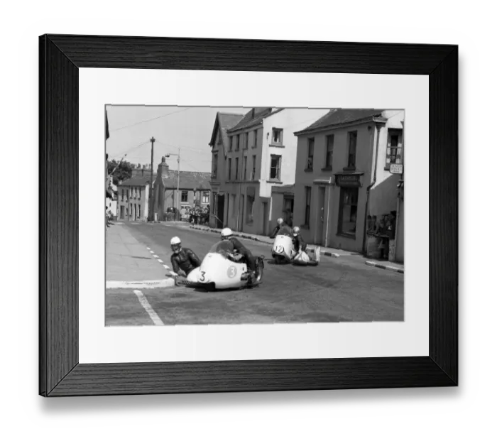Framed Print : Walter Schneider & Hans Strauss and Pip Harris & Ray Campbell (BMW) 1959 Sidecar TT Framed Print : Walter Schneider & Hans Strauss and Pip Harris & Ray Campbell (BMW) 1959 Sidecar TT