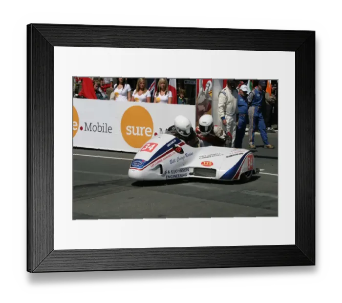 Framed Print : Bryan Pedder & Rod Steadman (Windle Suzuki) 2008 Sidecar TT Framed Print : Bryan Pedder & Rod Steadman (Windle Suzuki) 2008 Sidecar TT