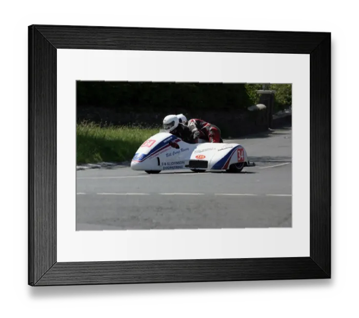 Framed Print : Bryan Pedder & Rod Steadman (Windle Suzuki) 2008 Sidecar TT Framed Print : Bryan Pedder & Rod Steadman (Windle Suzuki) 2008 Sidecar TT