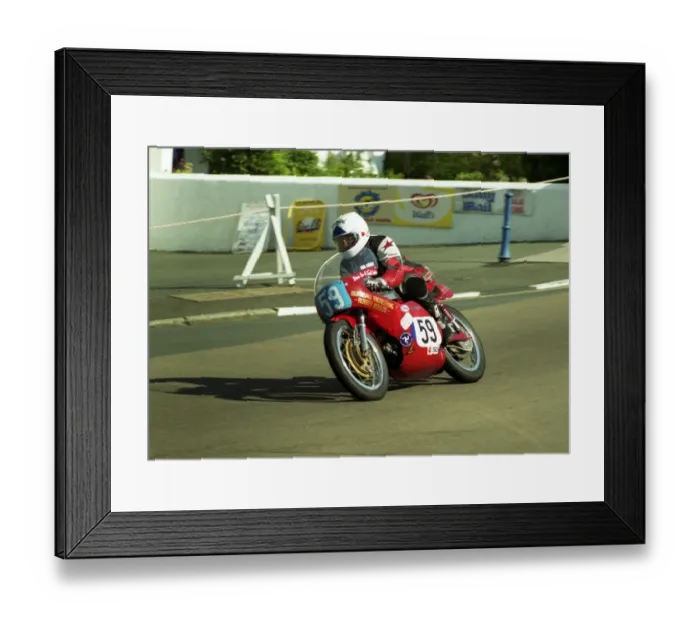 Framed Print : Jim Curry (Drixton Aermacchi) 2000 Junior Classic Manx Grand Prix Framed Print : Jim Curry (Drixton Aermacchi) 2000 Junior Classic Manx Grand Prix