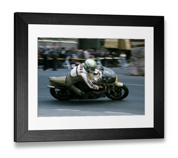 Framed Print : Alex George (Suzuki) 1979 Senior TT Framed Print : Alex George (Suzuki) 1979 Senior TT