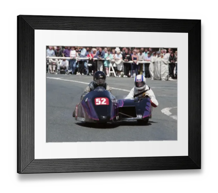 Framed Print : Vince Winstanley & Eric Ammann (Winstanley Yamaha) 1993 Sidecar TT Framed Print : Vince Winstanley & Eric Ammann (Winstanley Yamaha) 1993 Sidecar TT