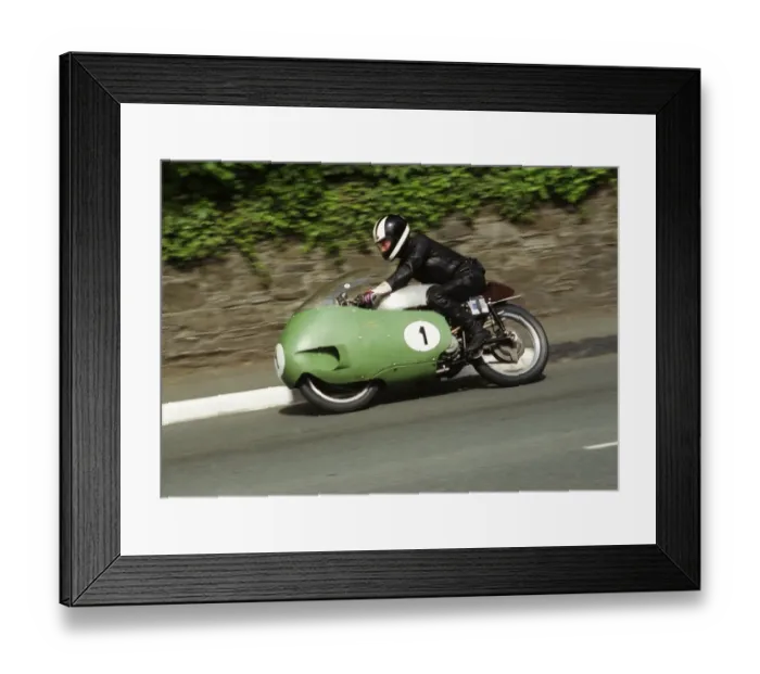 Framed Print : Bill Lomas (Moto Guzzi V8) 1996 Classic Lap Framed Print : Bill Lomas (Moto Guzzi V8) 1996 Classic Lap