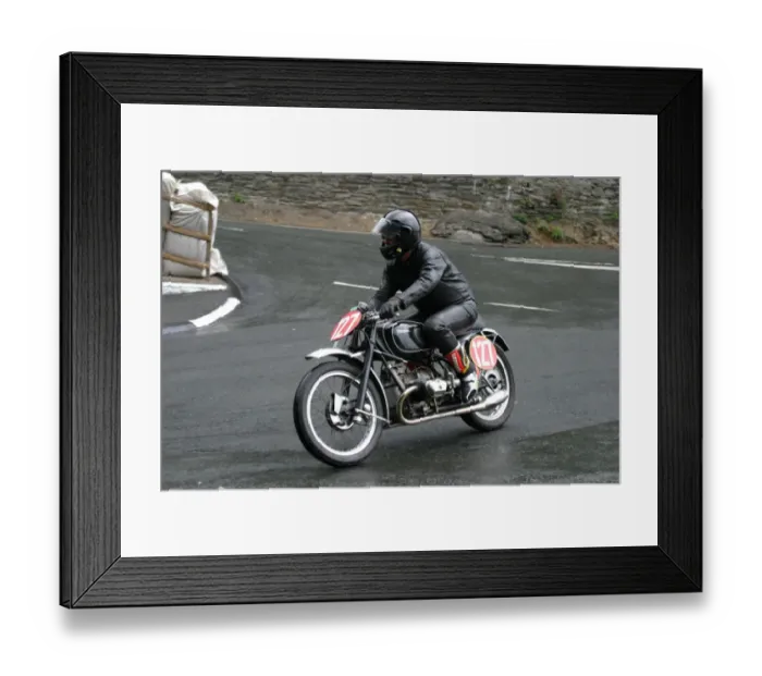 Framed Print : David Lawrence (Douglas) 2004 Classic Parade Lap Framed Print : David Lawrence (Douglas) 2004 Classic Parade Lap