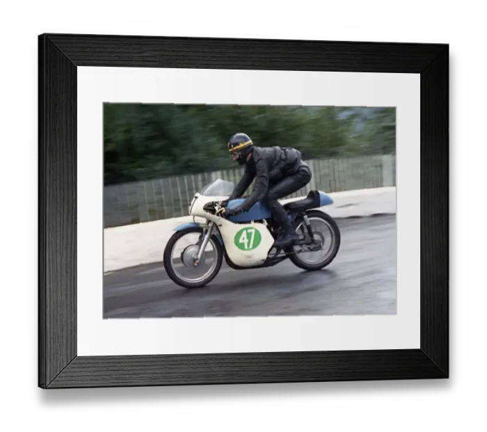 Framed Print : Derek Eaton (Bultaco) 1967 Lightweight Manx Grand Prix Framed Print : Derek Eaton (Bultaco) 1967 Lightweight Manx Grand Prix