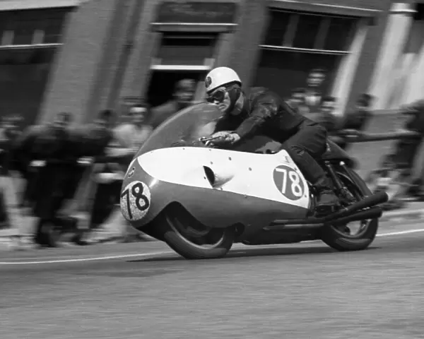 Bob McIntyre (Gilera) 1957 Senior TT
