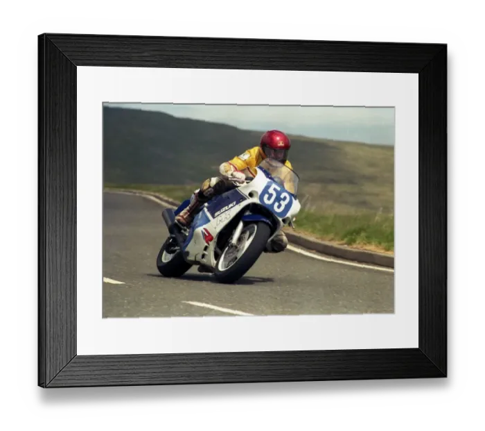 Framed Print : Steve Richardson (Suzuki) 1988 Production B TT Framed Print : Steve Richardson (Suzuki) 1988 Production B TT
