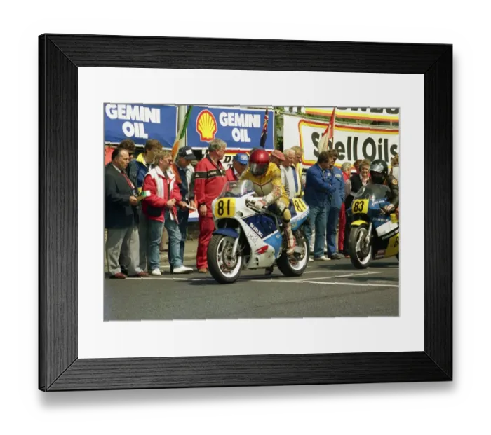 Framed Print : Steve Richardson (Suzuki) 1988 Senior TT Framed Print : Steve Richardson (Suzuki) 1988 Senior TT