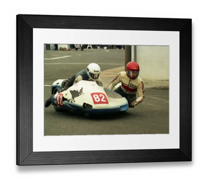 Framed Print : Vince Winstanley & Eric Ammann (BMW) 1988 Sidecar TT Framed Print : Vince Winstanley & Eric Ammann (BMW) 1988 Sidecar TT