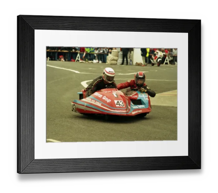 Framed Print : Ian Pugh & David Samuel (Yamaha) 1988 Sidecar TT Framed Print : Ian Pugh & David Samuel (Yamaha) 1988 Sidecar TT