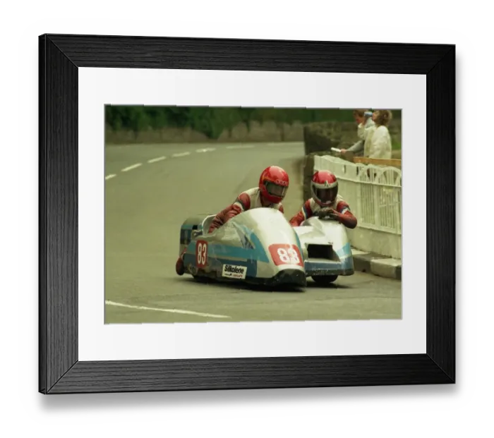 Framed Print : Joe Heys & Christian Hefti (Heys Yamaha) 1986 Sidecar TT Framed Print : Joe Heys & Christian Hefti (Heys Yamaha) 1986 Sidecar TT